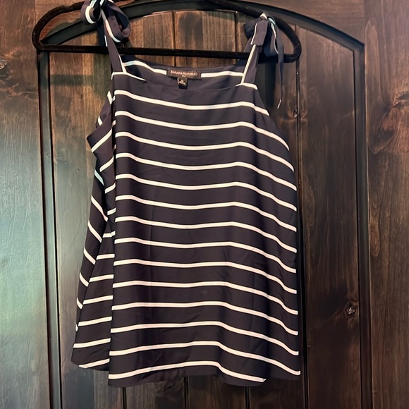 Banana Republic Tops - Banana Republic top